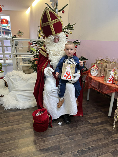 De Kleeschen ass an d'Crèche komm