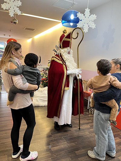 De Kleeschen ass an d'Crèche komm