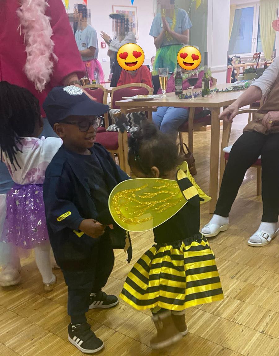 Carnaval à la maison de retraite "Um Lauterbann".