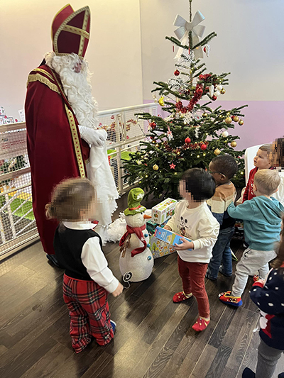 De Kleeschen ass an d'Crèche komm