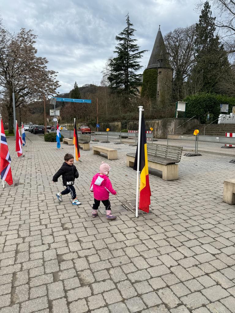 Mat de Scolairen ob der Musel