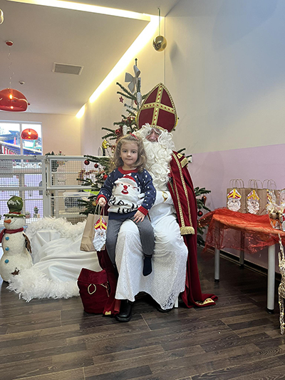 De Kleeschen ass an d'Crèche komm