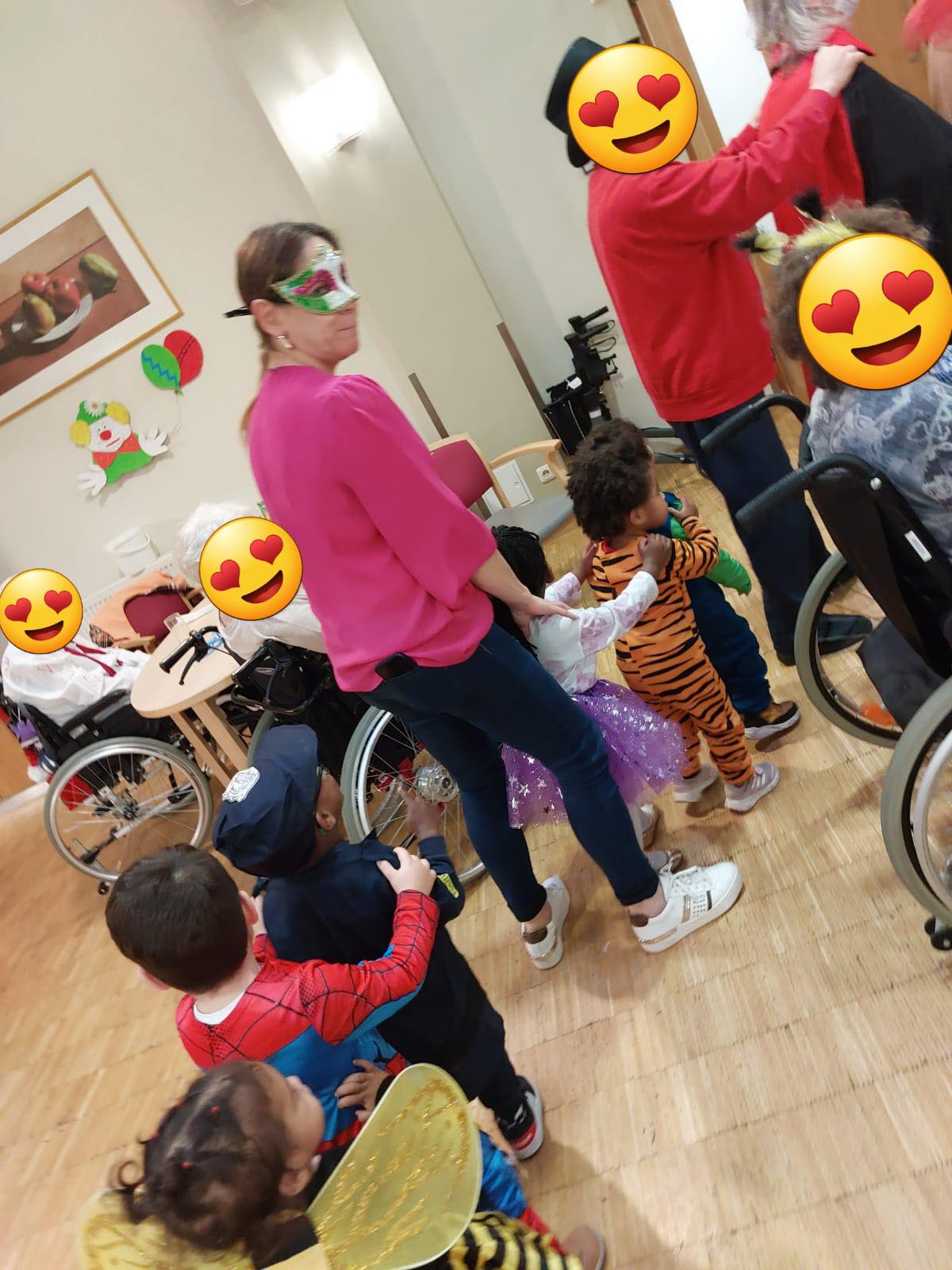 Carnaval à la maison de retraite "Um Lauterbann".