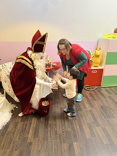 De Kleeschen ass an d'Crèche komm