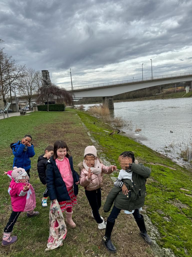 Mat de Scolairen ob der Musel