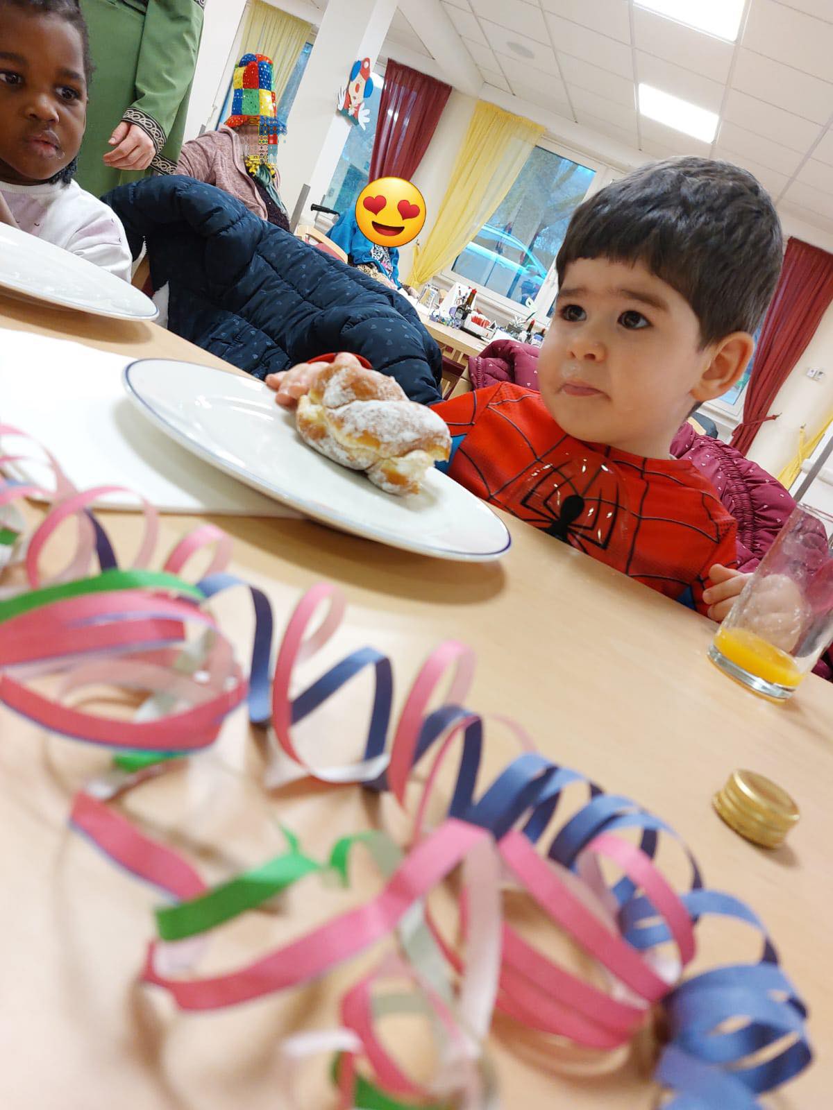 Carnaval à la maison de retraite "Um Lauterbann".