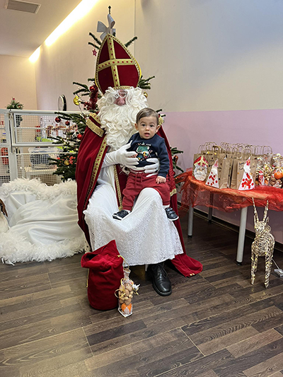 De Kleeschen ass an d'Crèche komm