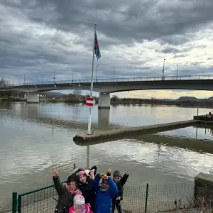 Mat de Scolairen ob der Musel